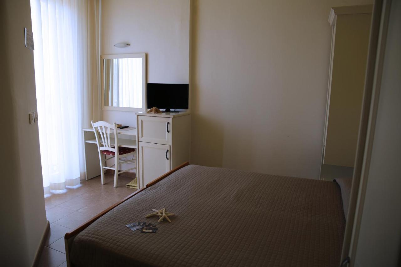 Hotel Philadelphia Cattolica Exterior photo